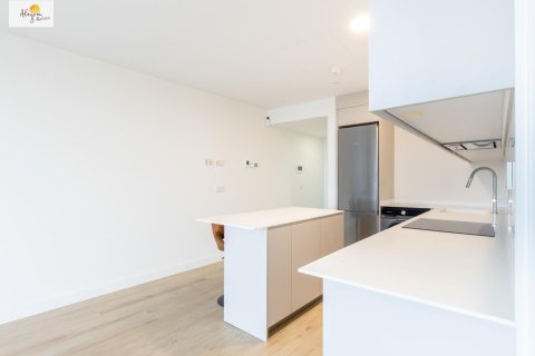 Apartment for rent in Valencia, Spain 1 bedroom, 83 sq.m. No. 167479 - photo 12