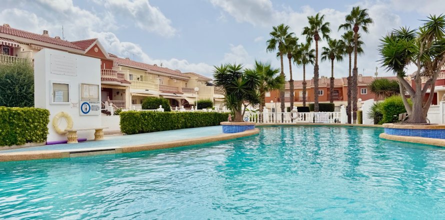 Townhouse à Alicante, Espagne 3 chambres, 101 m2 No. 195441