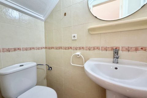 Townhouse à vendre à Alicante, Espagne, 3 chambres, 101 m2 No. 195441 - photo 12