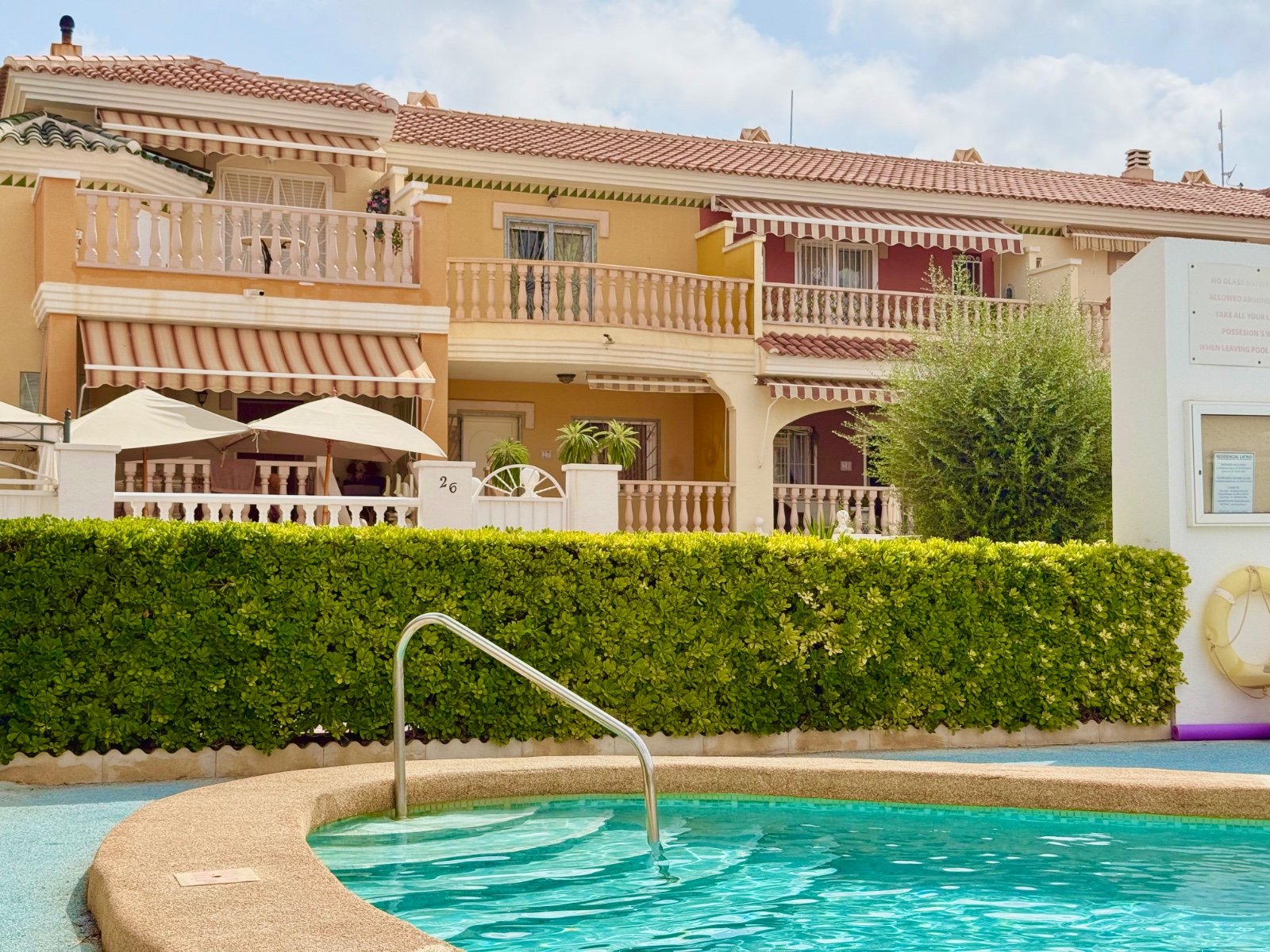Townhouse in Alicante, Spain 3 bedrooms, 101 sq.m. No. 195441