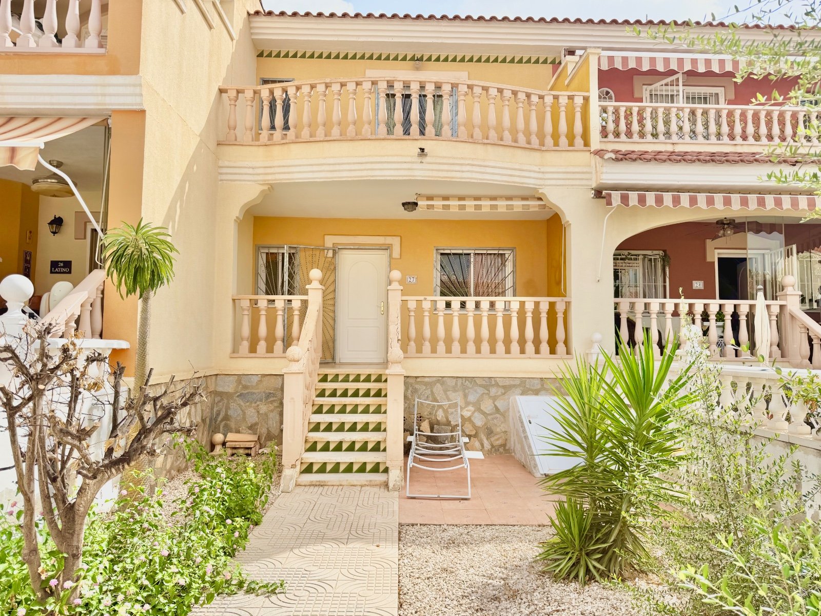 Townhouse in Alicante, Spain 3 bedrooms, 101 sq.m. No. 195441