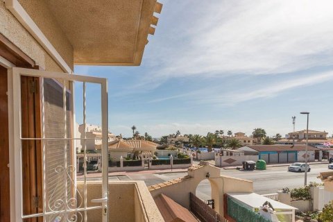 Townhouse à vendre Alicante, Espagne, 3 chambres, 90 m2 No. 137846 - photo 16