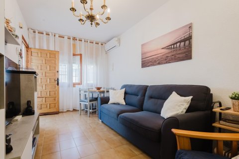 Bungalo pārdošanā Torrevieja, Alicante, Spānijā 3 istabas, 70 m2 Nr. 137850 - attēls 11