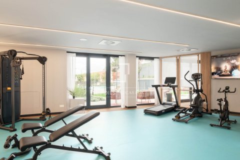Huoneisto myytävänä Barcelona, Espanja, 2 makuuhuonetta, 92 m2 No. 192765 - kuva 13