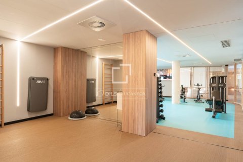 Huoneisto myytävänä Barcelona, Espanja, 2 makuuhuonetta, 92 m2 No. 192765 - kuva 12