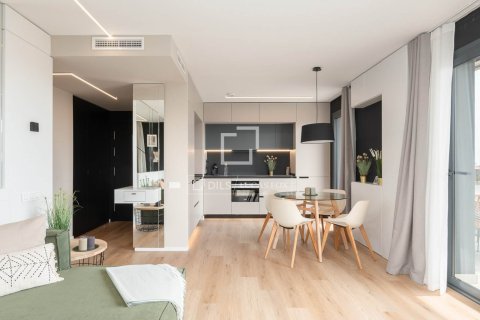 Huoneisto Barcelona, Espanja 2 makuuhuonetta, 92 m2 No. 192765