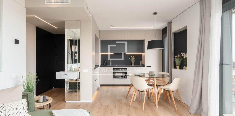 Huoneisto Barcelona, Espanja 2 makuuhuonetta, 92 m2 No. 192765
