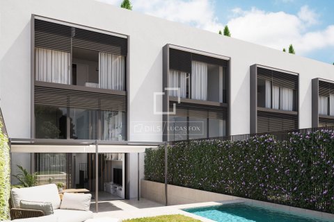 Villa in Barcelona, Spain 3 bedrooms, 174 sq.m. No. 192769