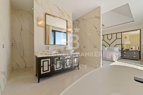 Villa for sale in Benahavis, Malaga, Spain 6 bedrooms, No. 157366 - photo 28