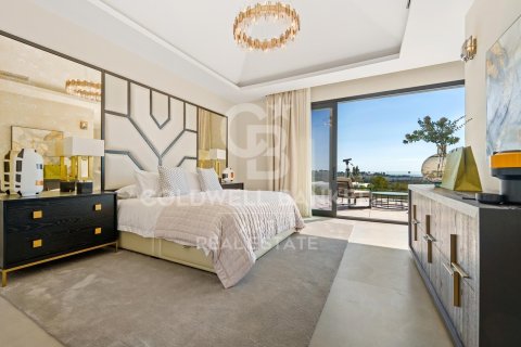 Villa for sale in Benahavis, Malaga, Spain 6 bedrooms, No. 157366 - photo 24