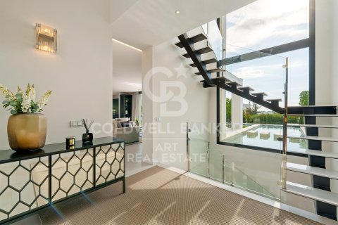 Villa for sale in Benahavis, Malaga, Spain 6 bedrooms, No. 157366 - photo 15