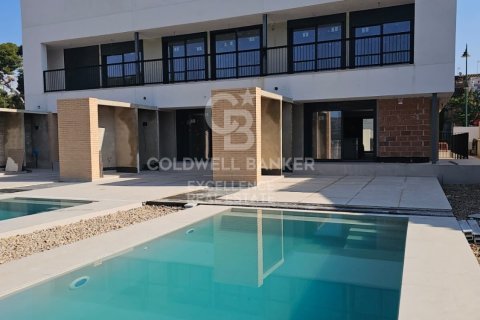Kaupunkipientalo myytävänä Benisano, Valencia, Espanja, 3 makuuhuonetta, 270 m2 No. 157367 - kuva 25