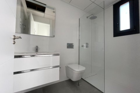 Huvila myytävänä Torrevieja, Alicante, Espanja, 3 makuuhuonetta, 182 m2 No. 145602 - kuva 15