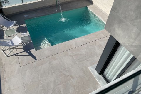 Huvila myytävänä Torrevieja, Alicante, Espanja, 3 makuuhuonetta, 182 m2 No. 145602 - kuva 7