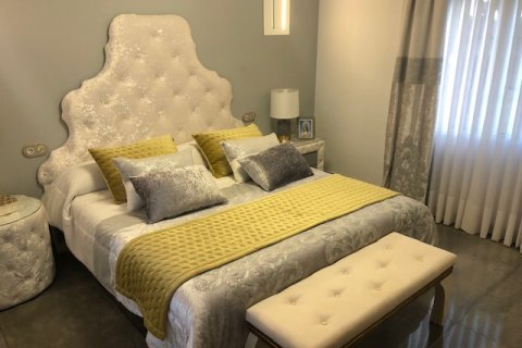 Finka w Orihuela, Alicante, Hiszpania 3 sypialnie, 250 mkw. nr 145603 – zdjęcie 15