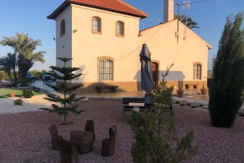 Finka w Orihuela, Alicante, Hiszpania 3 sypialnie, 250 mkw. nr 145603 – zdjęcie 1