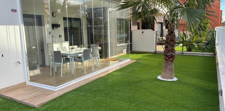 Apartment in Villamartin, Alicante, Spain 2 bedrooms, 72 sq.m. No. 149453