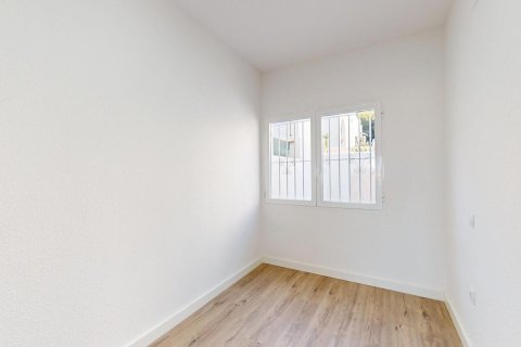 Bungalow till salu i Alicante, Spanien 2 sovrum, 60 kvm. Nr. 149452 - foto 15