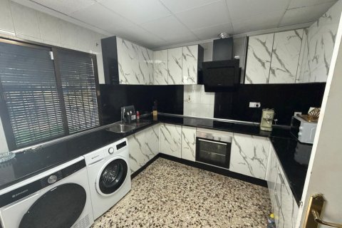 Finca till salu i Alicante, Spanien 3 sovrum, 100 kvm. Nr. 149450 - foto 7