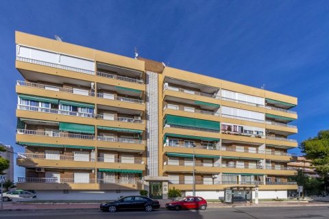 Apartment for sale in Punta Prima, Alicante, Spain 2 bedrooms, 66 sq.m. No. 194902 - photo 4