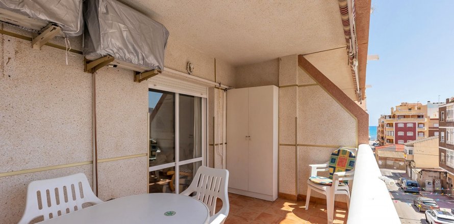 Apartment in La Mata, Alicante, Spain 2 bedrooms, 77 sq.m. No. 194897