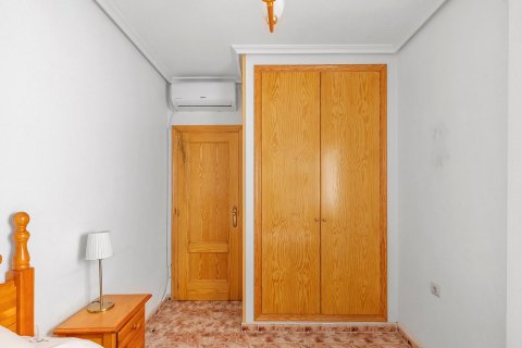 Apartment for sale in La Mata, Alicante, Spain 2 bedrooms, 77 sq.m. No. 194897 - photo 11