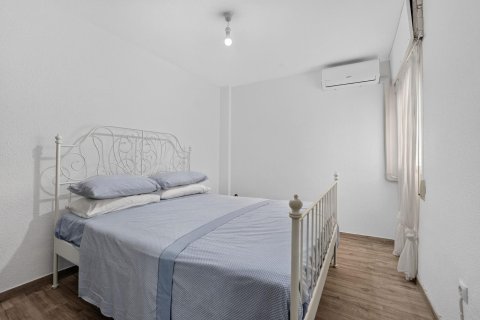 Apartment for sale in Torrevieja, Alicante, Spain 3 bedrooms, 117 sq.m. No. 194899 - photo 23