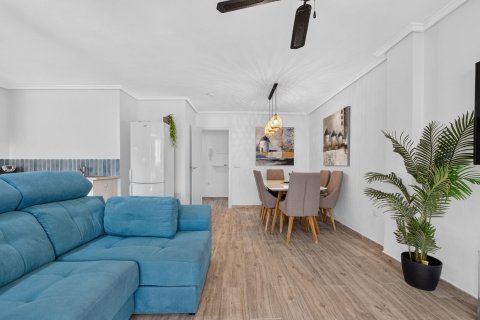 Apartment for sale in Torrevieja, Alicante, Spain 3 bedrooms, 117 sq.m. No. 194899 - photo 11