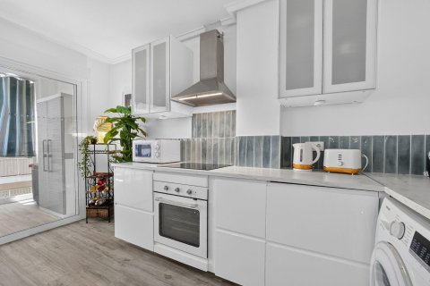 Apartment for sale in Torrevieja, Alicante, Spain 3 bedrooms, 117 sq.m. No. 194899 - photo 2
