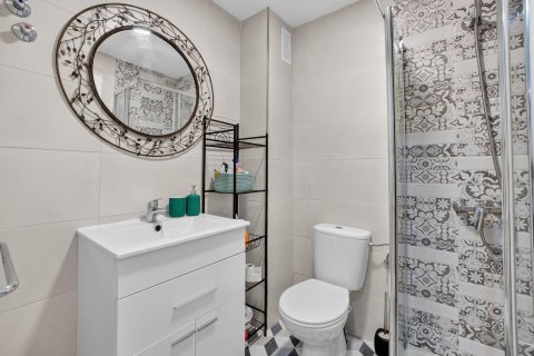Apartment for sale in Torrevieja, Alicante, Spain 3 bedrooms, 117 sq.m. No. 194899 - photo 13