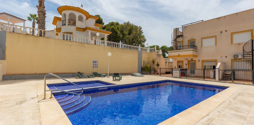 Apartment in Orihuela, Alicante, Spain 2 bedrooms, 55 sq.m. No. 194900