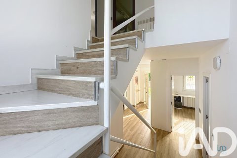 Dom w Abrera, Barcelona, Hiszpania 4 sypialnie, 294 mkw. nr 152543 – zdjęcie 23