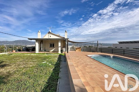 Dom w Abrera, Barcelona, Hiszpania 4 sypialnie, 294 mkw. nr 152543 – zdjęcie 4