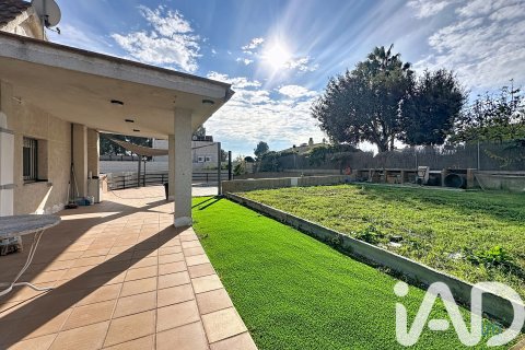 Dom w Abrera, Barcelona, Hiszpania 4 sypialnie, 294 mkw. nr 152543 – zdjęcie 7