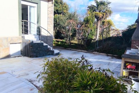 Apartamento en venta en Colmenar de Oreja, Madrid, España 5 dormitorios, 284 m2 No. 152541 - foto 24