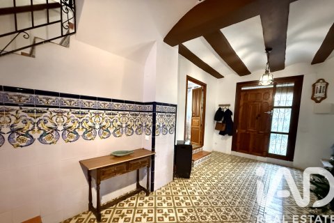 Villa till salu i Vall De Gallinera, Alicante, Spanien 6 sovrum, 400 kvm. Nr. 152538 - foto 22