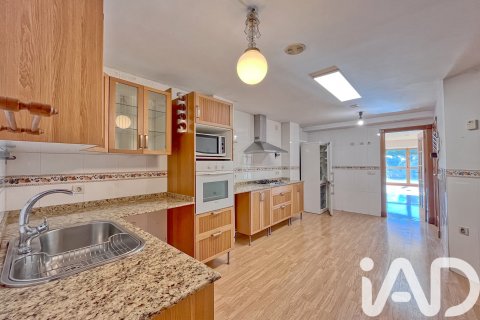 Apartamento en venta en Alicante, España 4 dormitorios, 217 m2 No. 152539 - foto 23