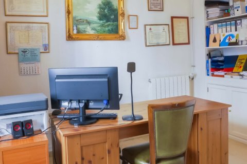 Продажа квартиры в Саламеа-ла-Реаль, Уэльва, Испания 4 спальни, 329м2 №152540 - фото 9