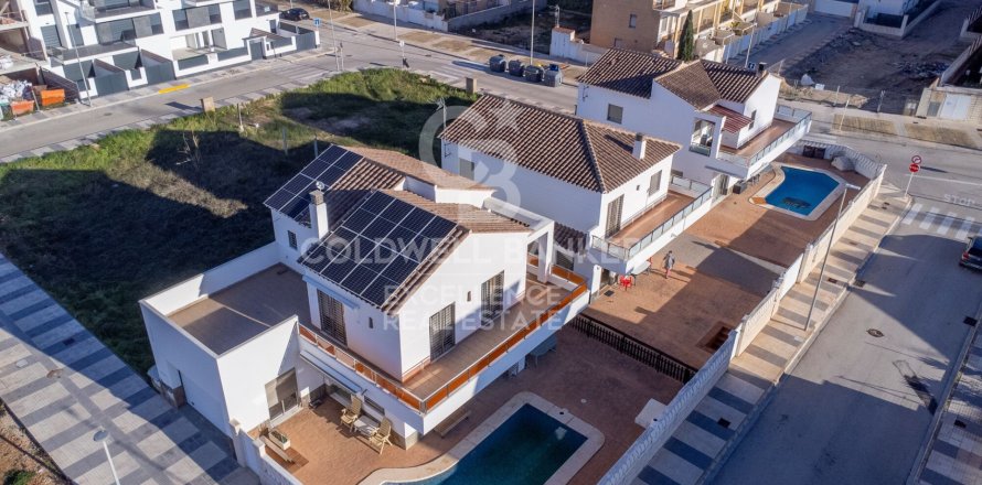 Villa à Oliva, Valencia, Espagne 3 chambres, 207 m2 No. 156989