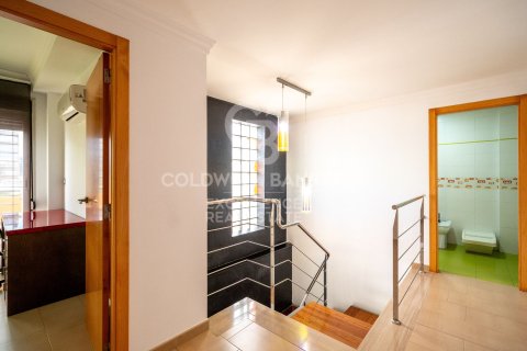 Villa à vendre à Oliva, Valencia, Espagne, 3 chambres, 207 m2 No. 156989 - photo 23