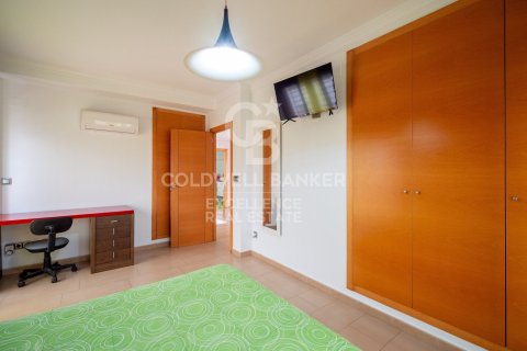 Villa à vendre à Oliva, Valencia, Espagne, 3 chambres, 207 m2 No. 156989 - photo 27