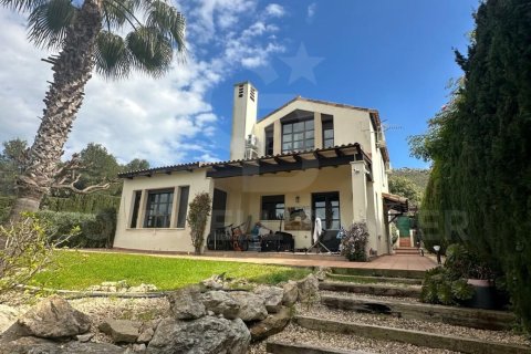 Villa a Javea, Alicante, Spagna 4 camere da letto, 230 mq. N° 156991