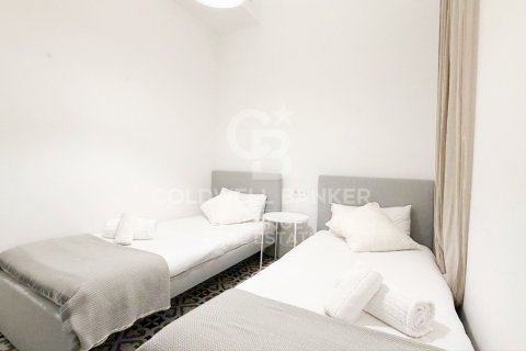 Продажа квартиры в Барселона, Испания 3 спальни, 86м2 №156990 - фото 22