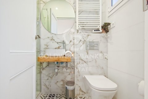 Lägenhet till salu i Barcelona, Spanien 3 sovrum, 86 kvm. Nr. 156990 - foto 23