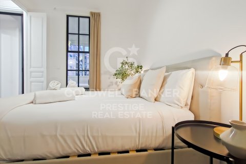 Продажа квартиры в Барселона, Испания 3 спальни, 86м2 №156990 - фото 20