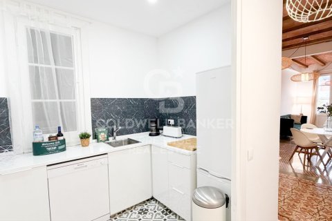 Lägenhet till salu i Barcelona, Spanien 3 sovrum, 86 kvm. Nr. 156990 - foto 11
