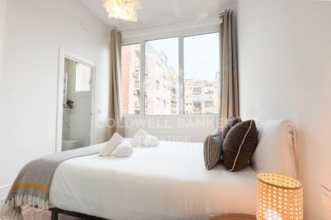 Продажа квартиры в Барселона, Испания 3 спальни, 86м2 №156990 - фото 17