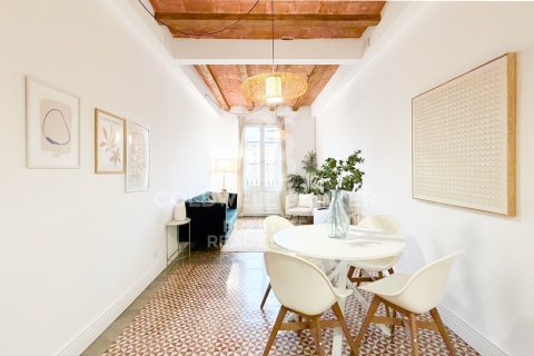 Lägenhet till salu i Barcelona, Spanien 3 sovrum, 86 kvm. Nr. 156990 - foto 6