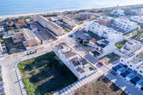 Villa en Oliva, València, España 3 dormitorios, 175 m2 No. 156988