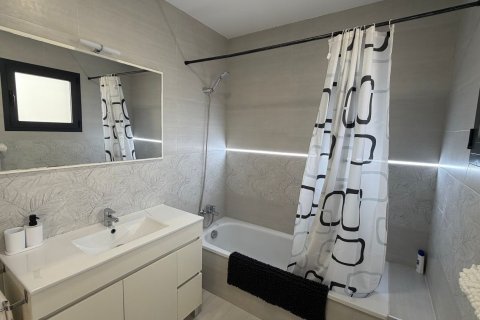 Villa en venta en Busot, Alicante, España 4 dormitorios, 161 m2 No. 193643 - foto 27